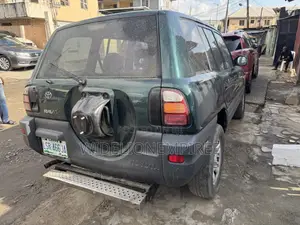 Toyota RAV4 Automatic 2000 Green