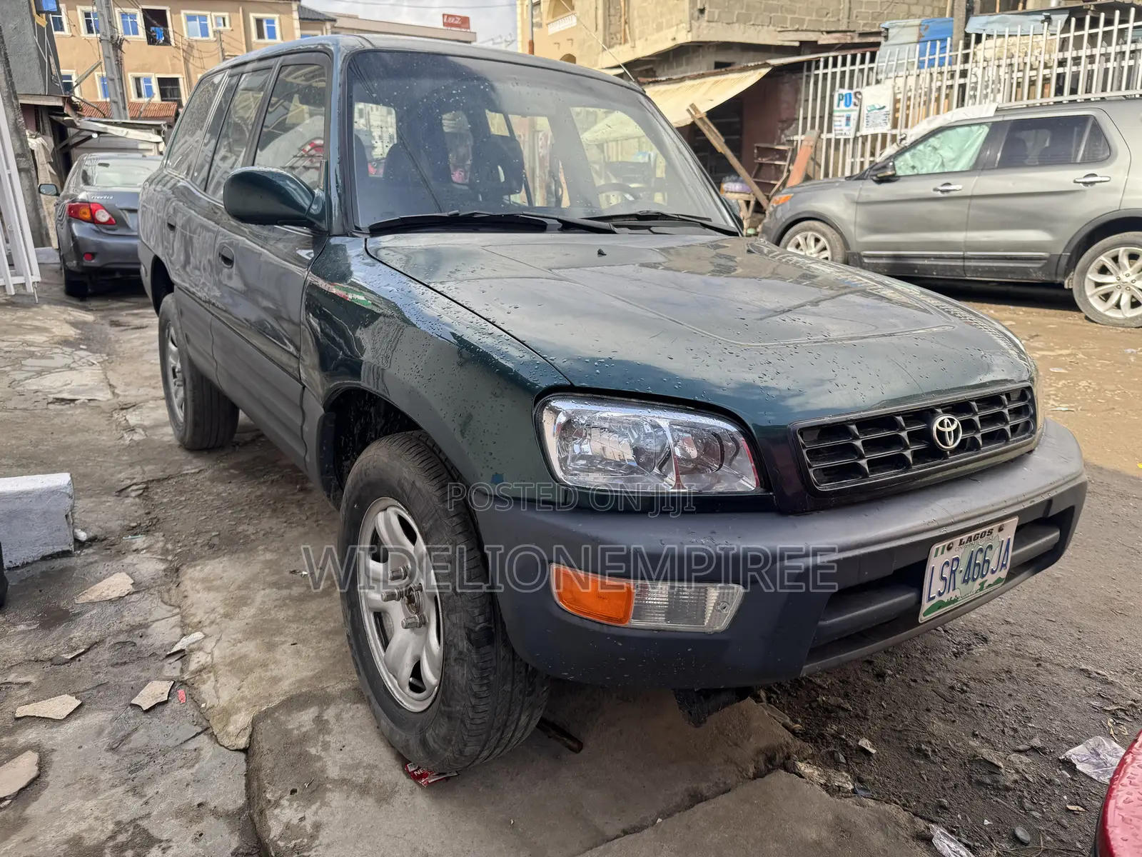 Toyota RAV4 Automatic 2000 Green