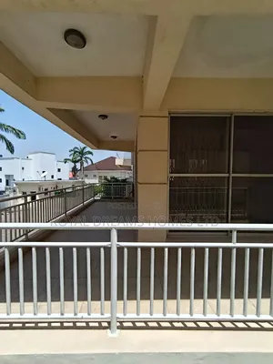 4bdrm Block of Flats in Maitama for rent