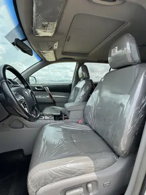 Toyota Highlander Limited 3.5L 2WD 2013 White