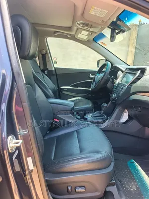 Hyundai Santa Fe SE FWD 2017 Blue