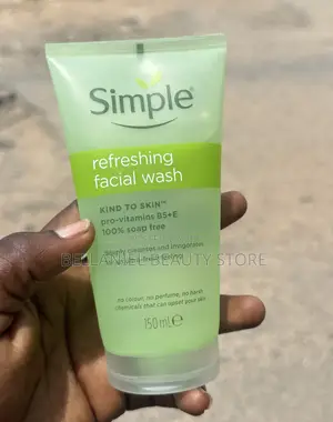 Simple Facial Wash 150ml