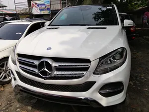 Mercedes-Benz GLE-Class 2017 White