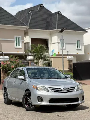 Toyota Corolla 2013 Silver