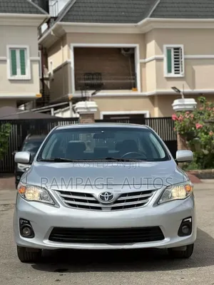Toyota Corolla 2013 Silver