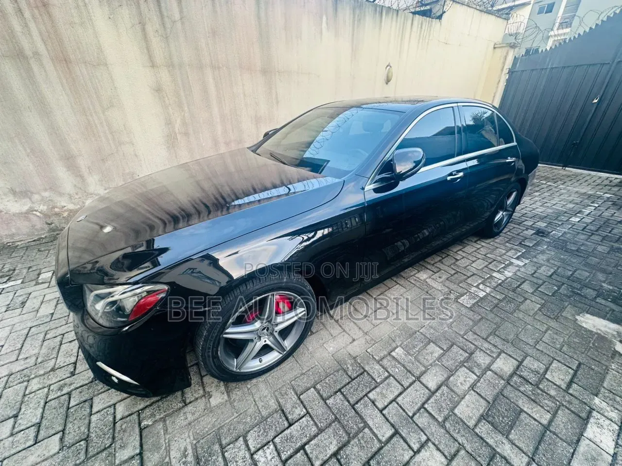 Mercedes-Benz E300 4Matic AWD Sedan (2.0L 4cyl 9A) 2017 Black