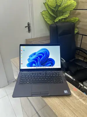 Laptop Dell Latitude 5300 8GB Intel Core i5 SSD 256GB