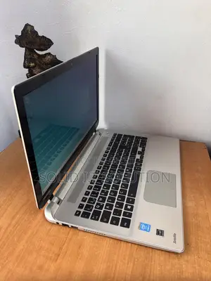 Laptop Toshiba Satellite S50 8GB Intel Core i5 HDD 1T