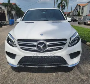Mercedes-Benz GLE-Class GLE 350d 4MATIC 2018 White