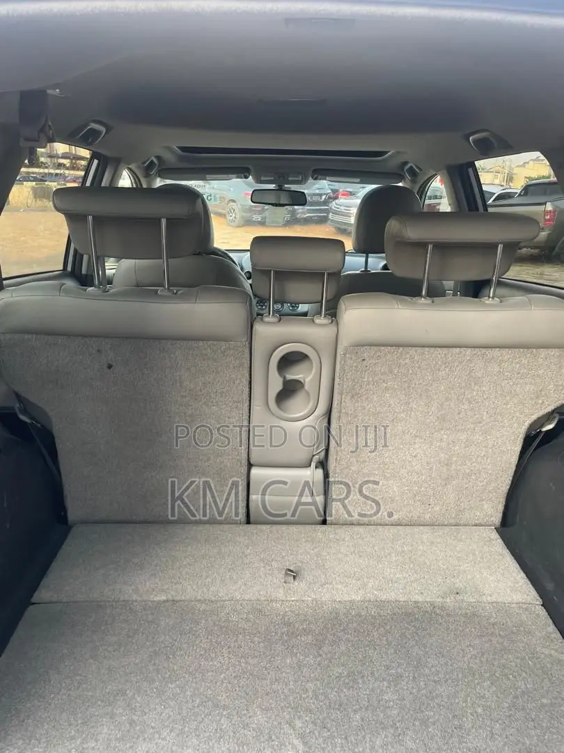 Toyota RAV4 2010 Silver