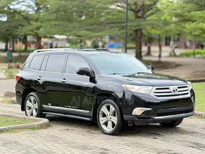 Toyota Highlander 2013 Black