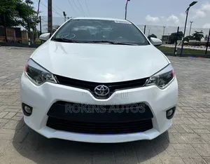 Toyota Corolla LE Eco Premium 4dr Sedan (1.8L 4cyl CVT) 2014 White