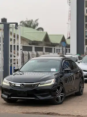 Honda Accord Touring 4dr Sedan FWD (3.5L 6cyl 6A) 2016 Black