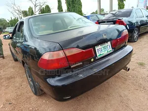 Honda Accord 2000 Black