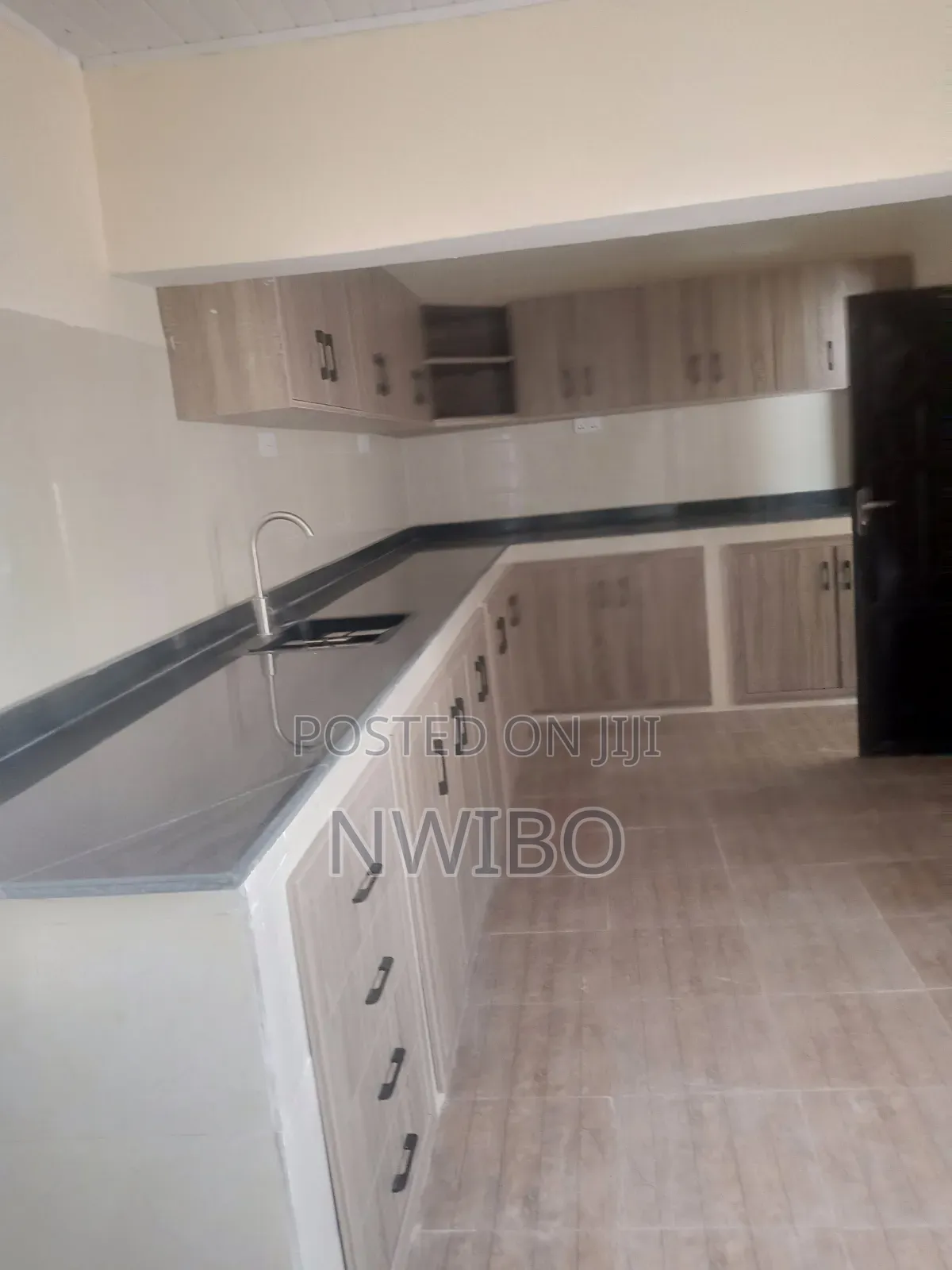 Kitchen Cabinet