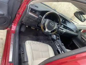 Lexus ES 2015 Red