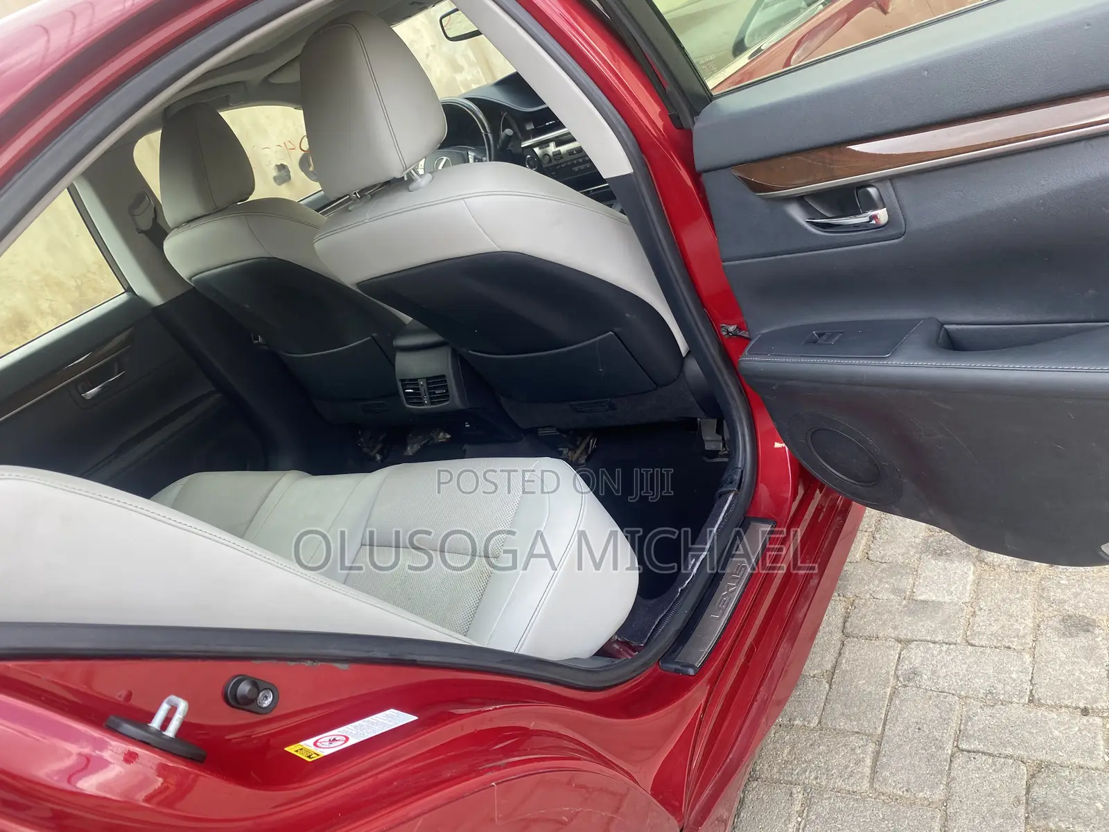 Lexus ES 2015 Red
