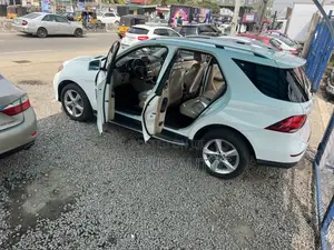 Mercedes-Benz GLE-Class GLE 350d 4MATIC 2017 White