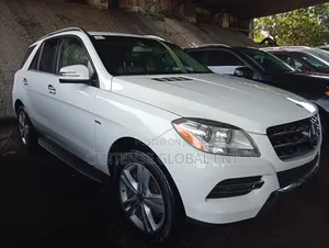 Mercedes-Benz M Class 2015 White
