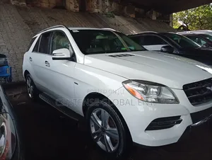 Mercedes-Benz M Class 2015 White