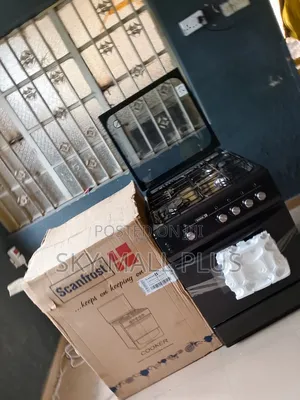 Quality Scanfrost Standing Cooker With Oven Compartment