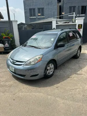 Toyota Sienna CE AWD 2007 Blue