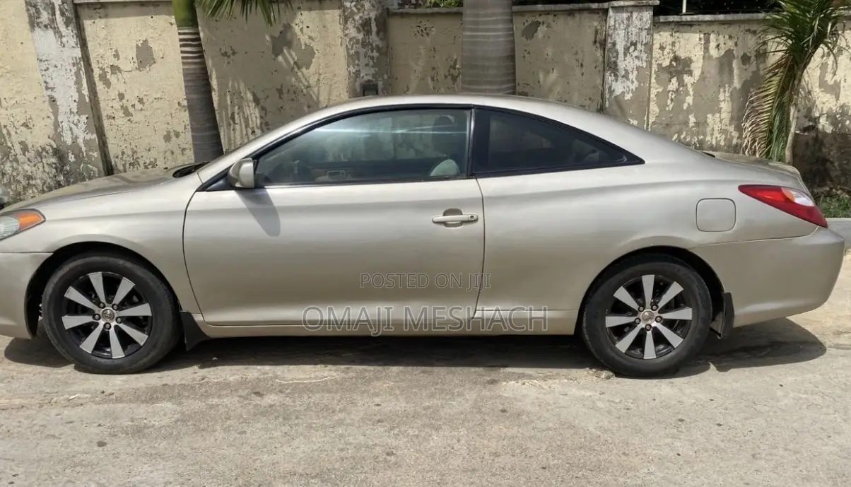 Toyota Solara 2006 Gold