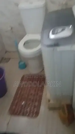 2bdrm Bungalow in Erunwe for rent