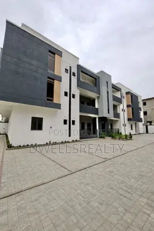 3bdrm Apartment in Boite Cyan By, Life Camp for sale