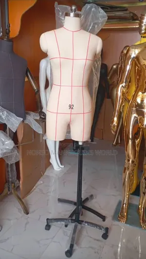 Fully Pinnable Imported Dress Form With Red Lines