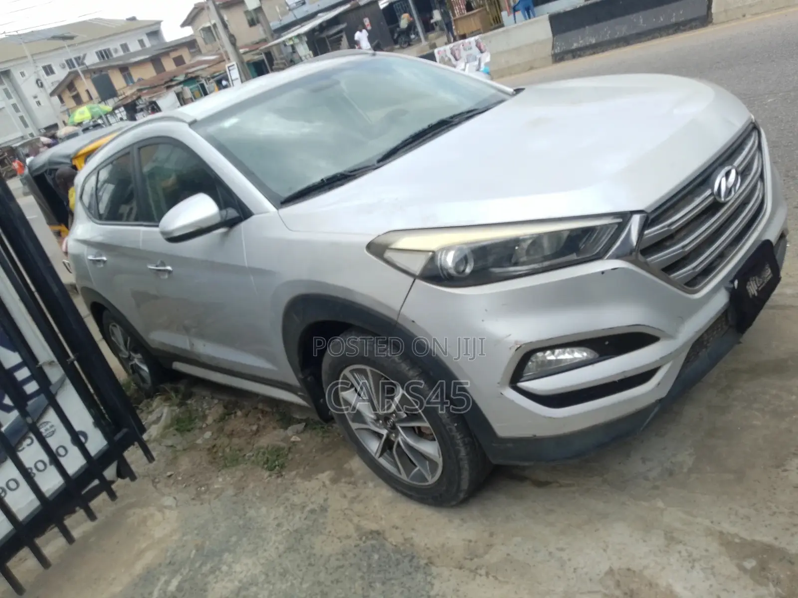 Hyundai Tucson 2017 Silver