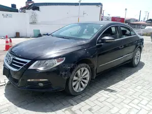 Volkswagen Passat 2010 Black