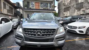 Mercedes-Benz M Class ML 350 4Matic 2012 Gray