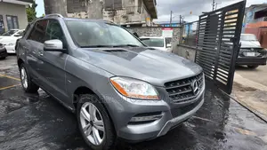 Mercedes-Benz M Class ML 350 4Matic 2012 Gray