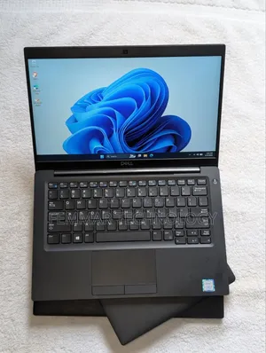 Laptop Dell Latitude 7390 8GB Intel Core i5 SSD 256GB