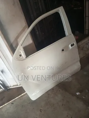 Front Empty Door Left Mitsubishi L200 2024