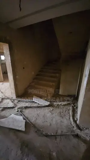 4bdrm Duplex in Boite Azure By, Mabushi for sale