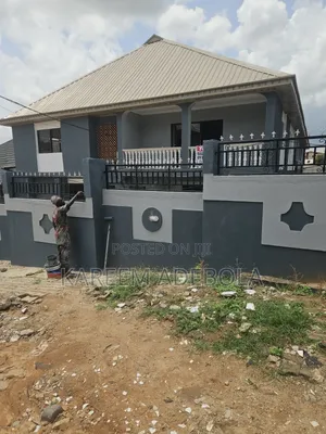 2bdrm Block of Flats in Johnson, Yakoyo/Alagbole for rent