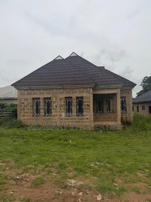 3bdrm Apartment in Osogbo for sale