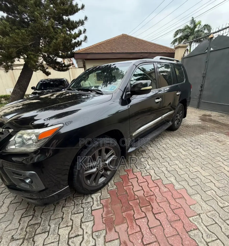 Lexus LX 570 AWD 2014 Black