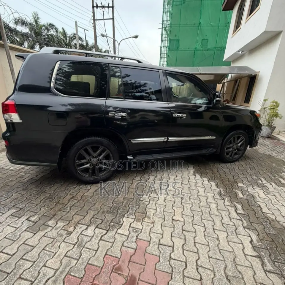 Lexus LX 570 AWD 2014 Black