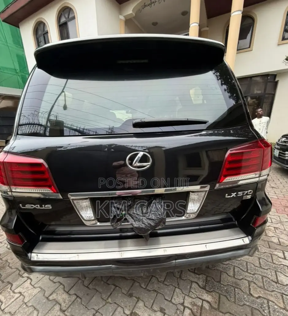 Lexus LX 570 AWD 2014 Black