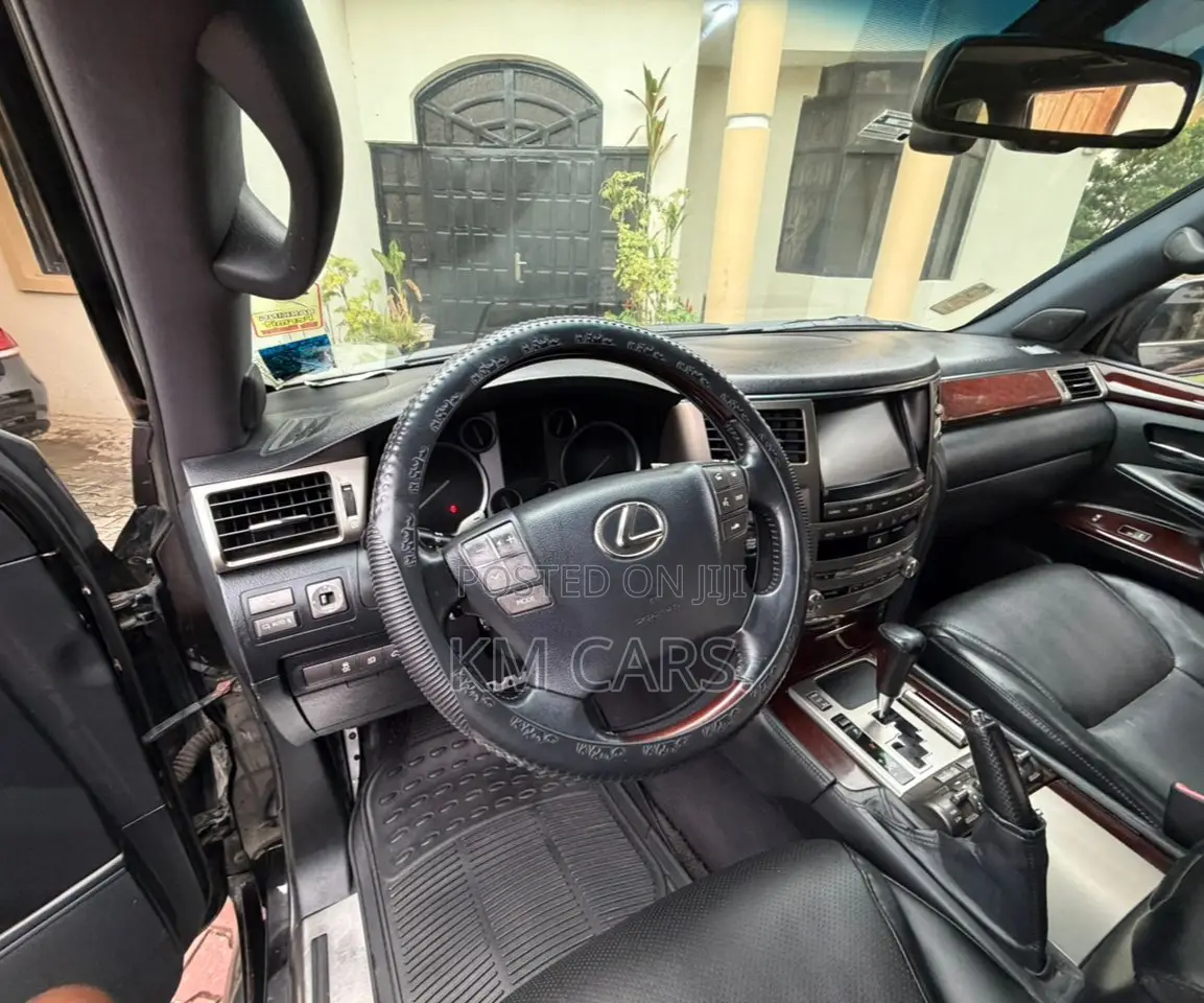 Lexus LX 570 AWD 2014 Black