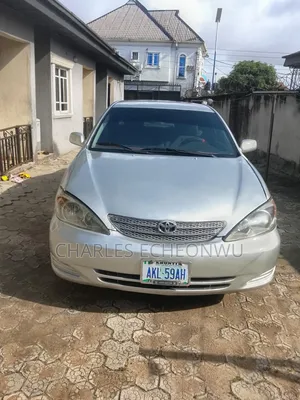 Toyota Camry 2004 Silver