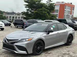 Toyota Camry XSE 2022 Silver
