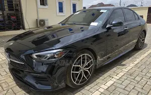 Mercedes-Benz C300 2022 Black