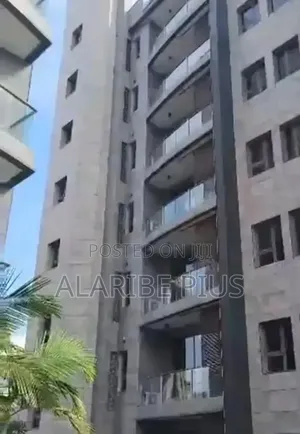 3bdrm Block of Flats in Estate, Ikoyi for sale