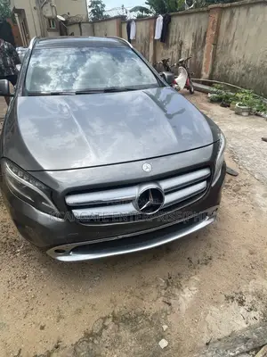 Mercedes-Benz GLA 250 2016 Gray