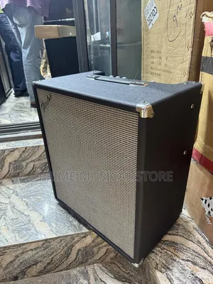 Fender Fb410 Bass Gutar Combo