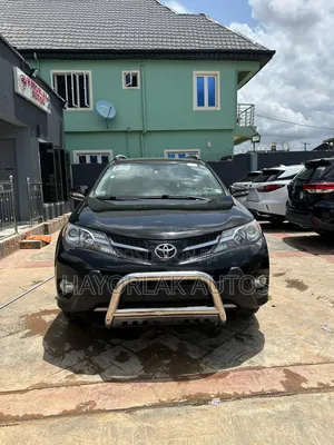 Toyota RAV4 Limited AWD (2.5L 4cyl 6A) 2016 Black